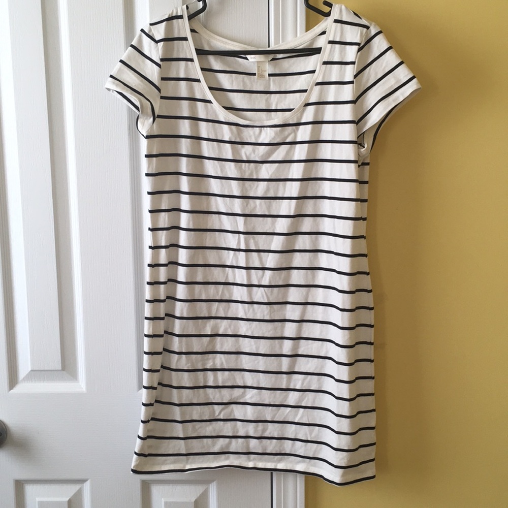 Striped mini bodycon dress
